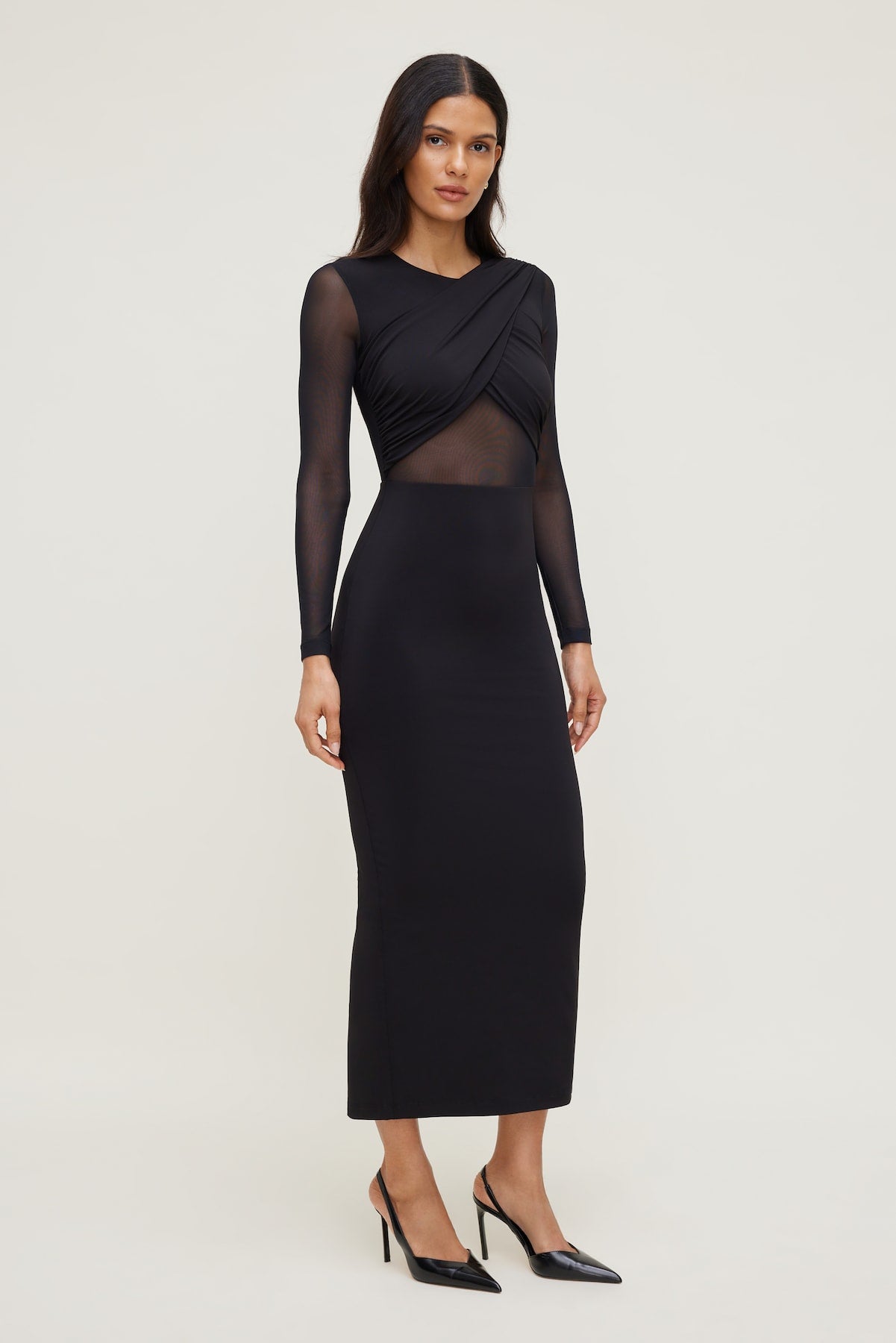 Dynamite Website Shop | Sculpt Twisted Long Sleeve Maxi Dress Black
