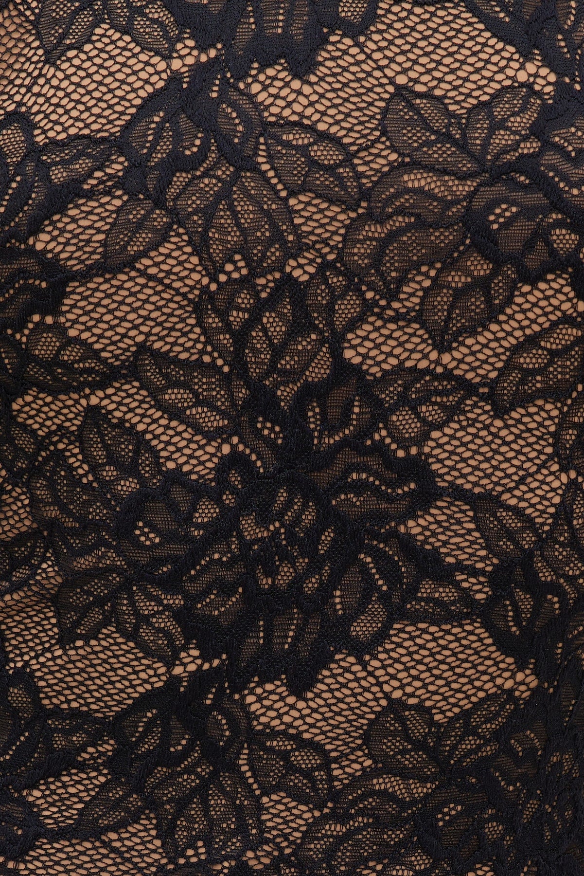 Dynamite Outlets | Lace Halter Top Black