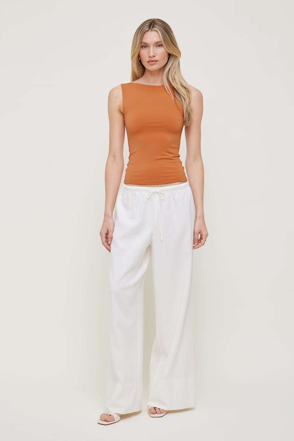 Dynamite Online | Nola Sculpt Tank Top Orange