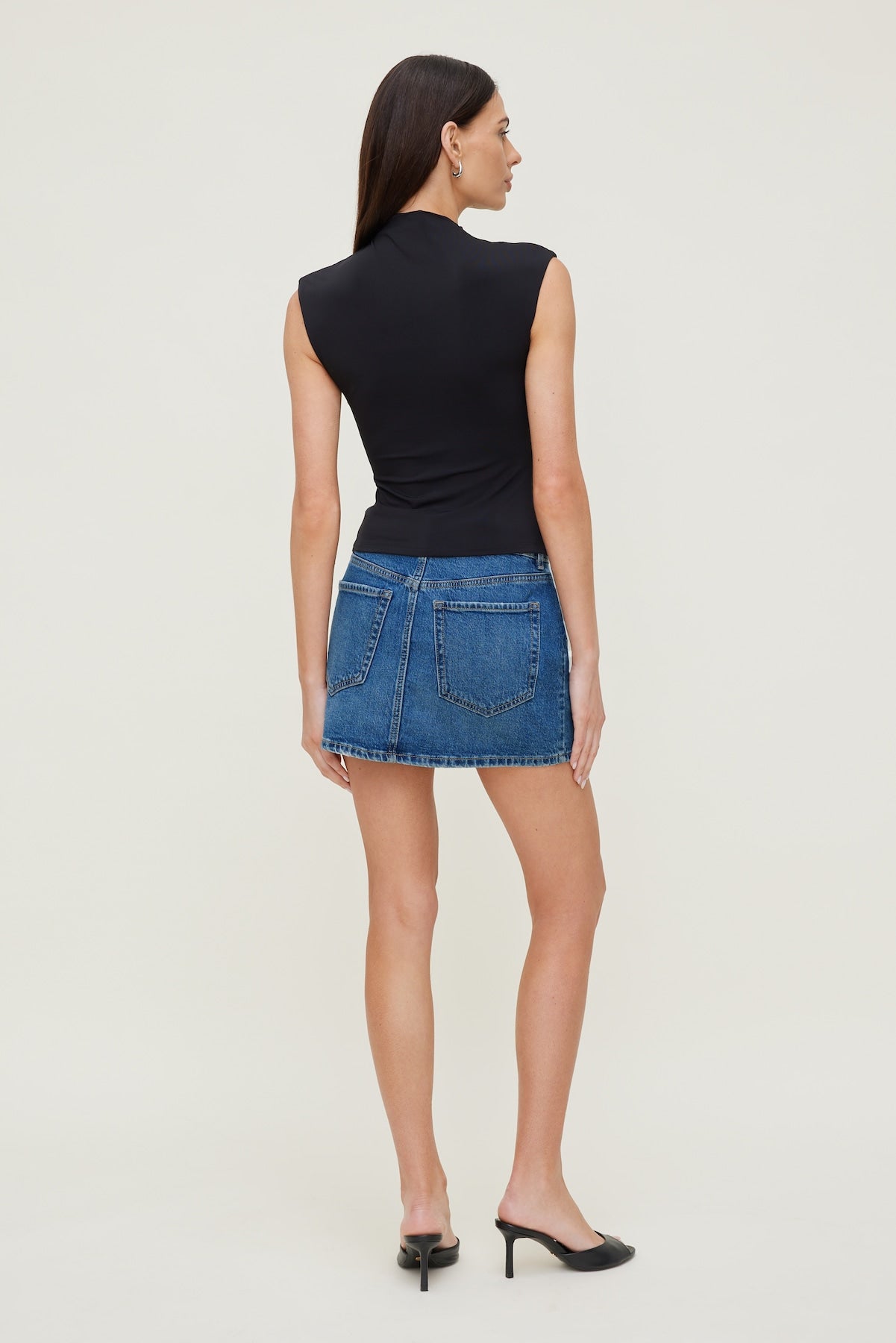 Dynamite Discount | Sculpt Shirred T Shirt Black