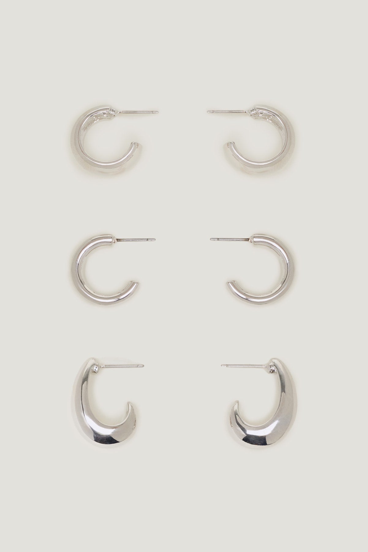 Dynamite Outlets | 3-Pack Modern Chunky Hoop Earrings Gray
