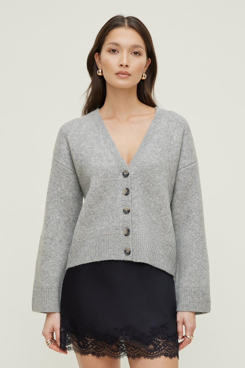 Dynamite Online | Relaxed V Neck Cardigan Gray