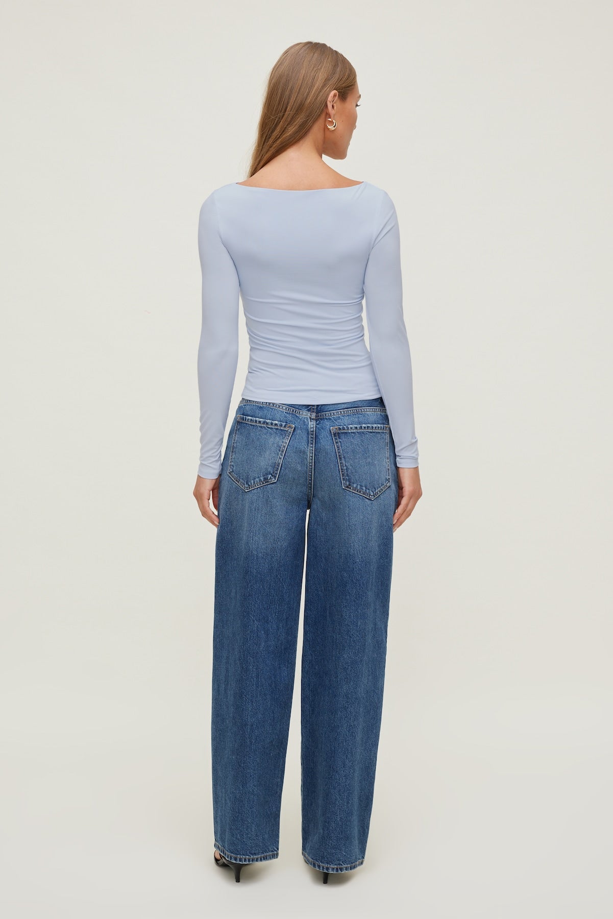 Dynamite Online | Nola Sculpt Long Sleeve Top Blue