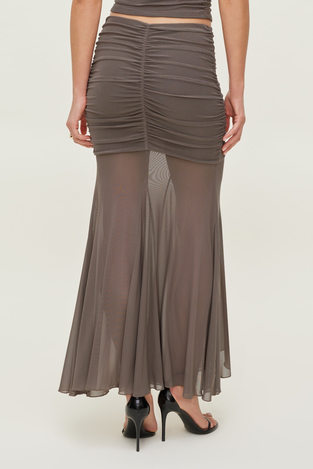 Dynamite Outlet | Ruched Mesh Maxi Skirt Brown