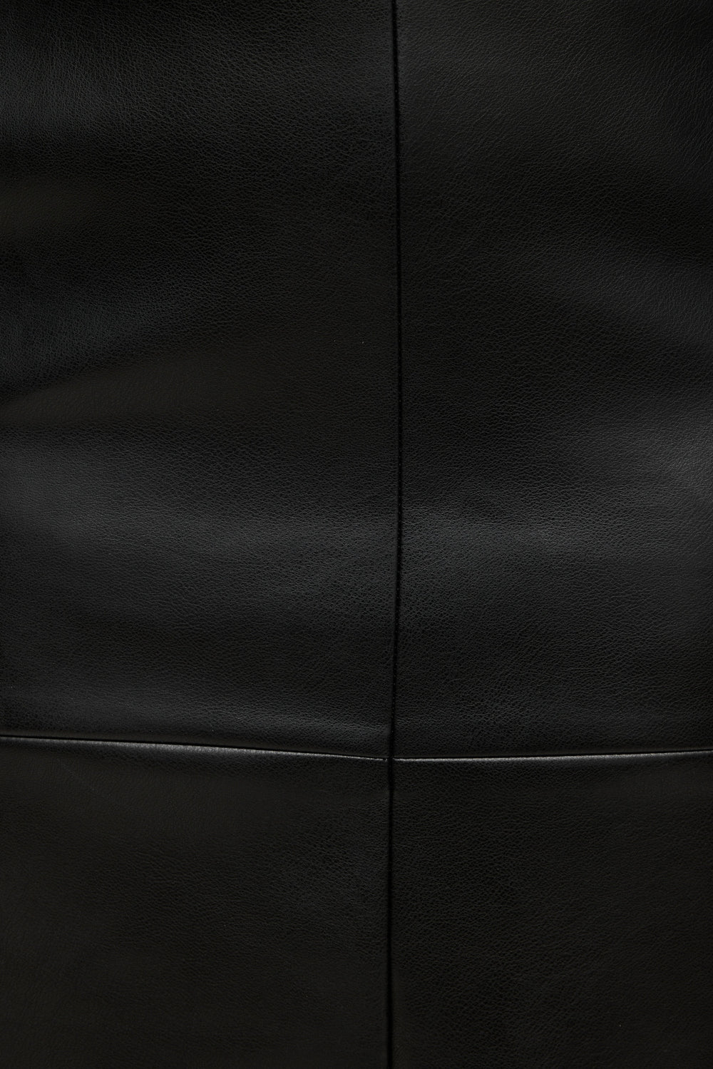 Dynamite Website Shop | Structured Faux Leather Midi Skirt Black
