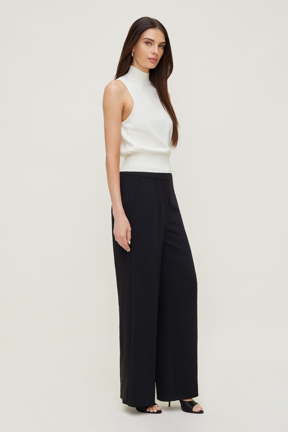 Dynamite Online | Yasmin Airflow Straight Leg Pants Black