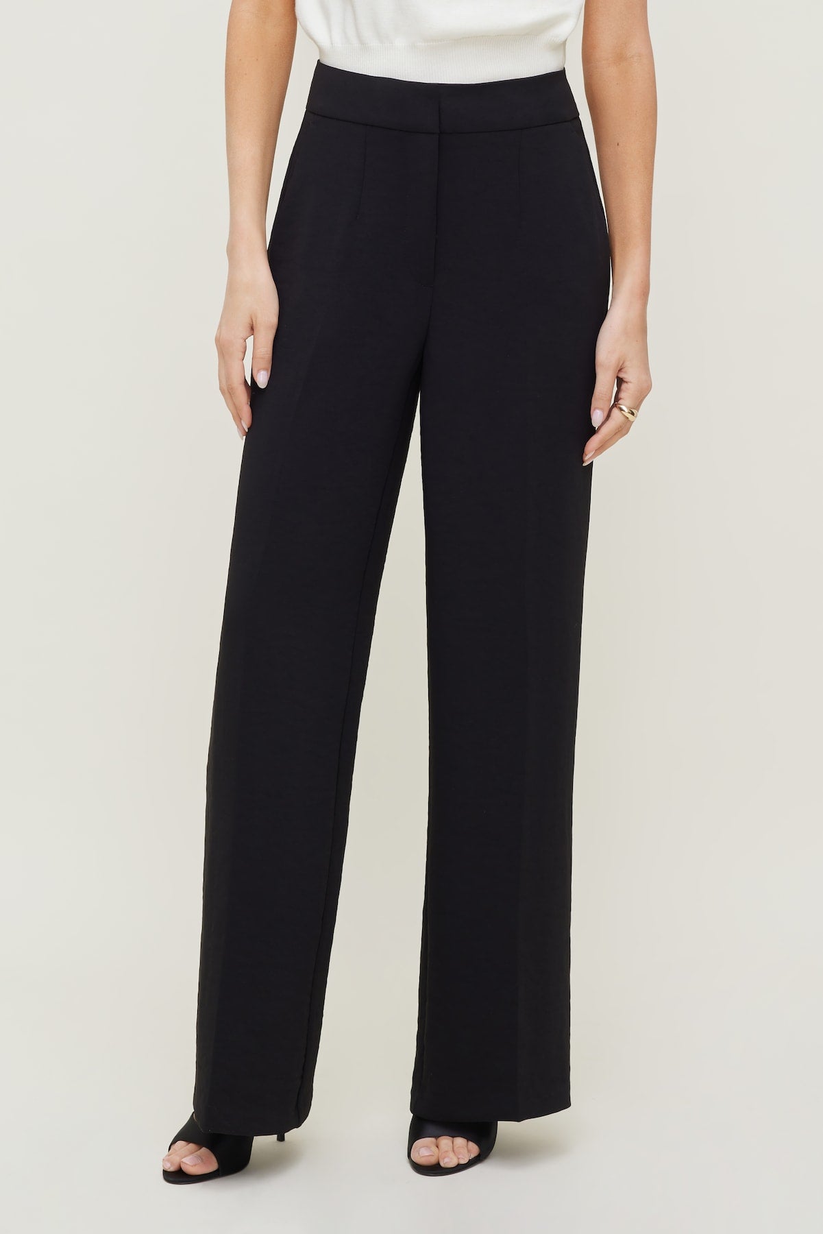 Dynamite Online | Yasmin Airflow Straight Leg Pants Black
