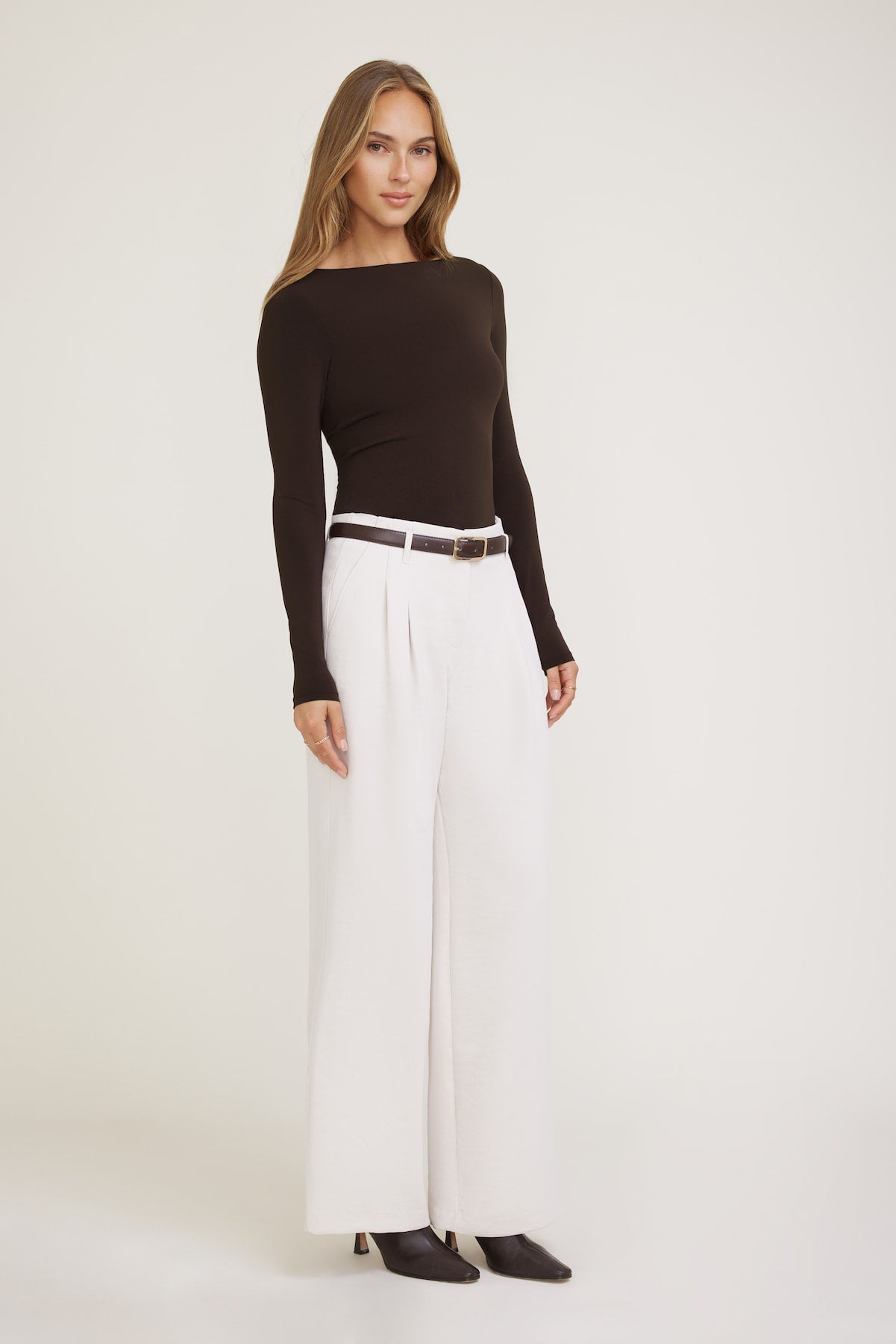 Dynamite Discount | Nola Sculpt Long Sleeve Top Brown