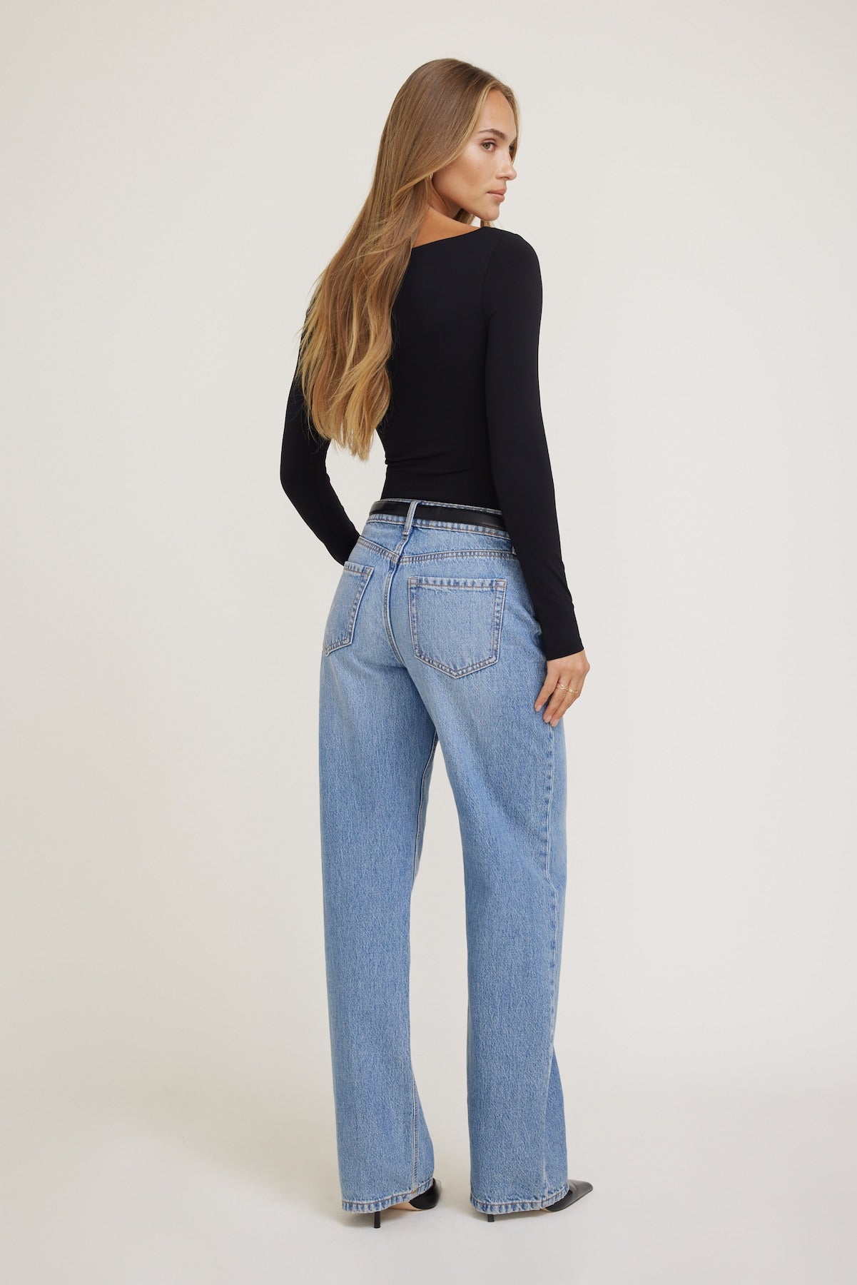 Dynamite Website Shop | Nola Sculpt Long Sleeve Top Black