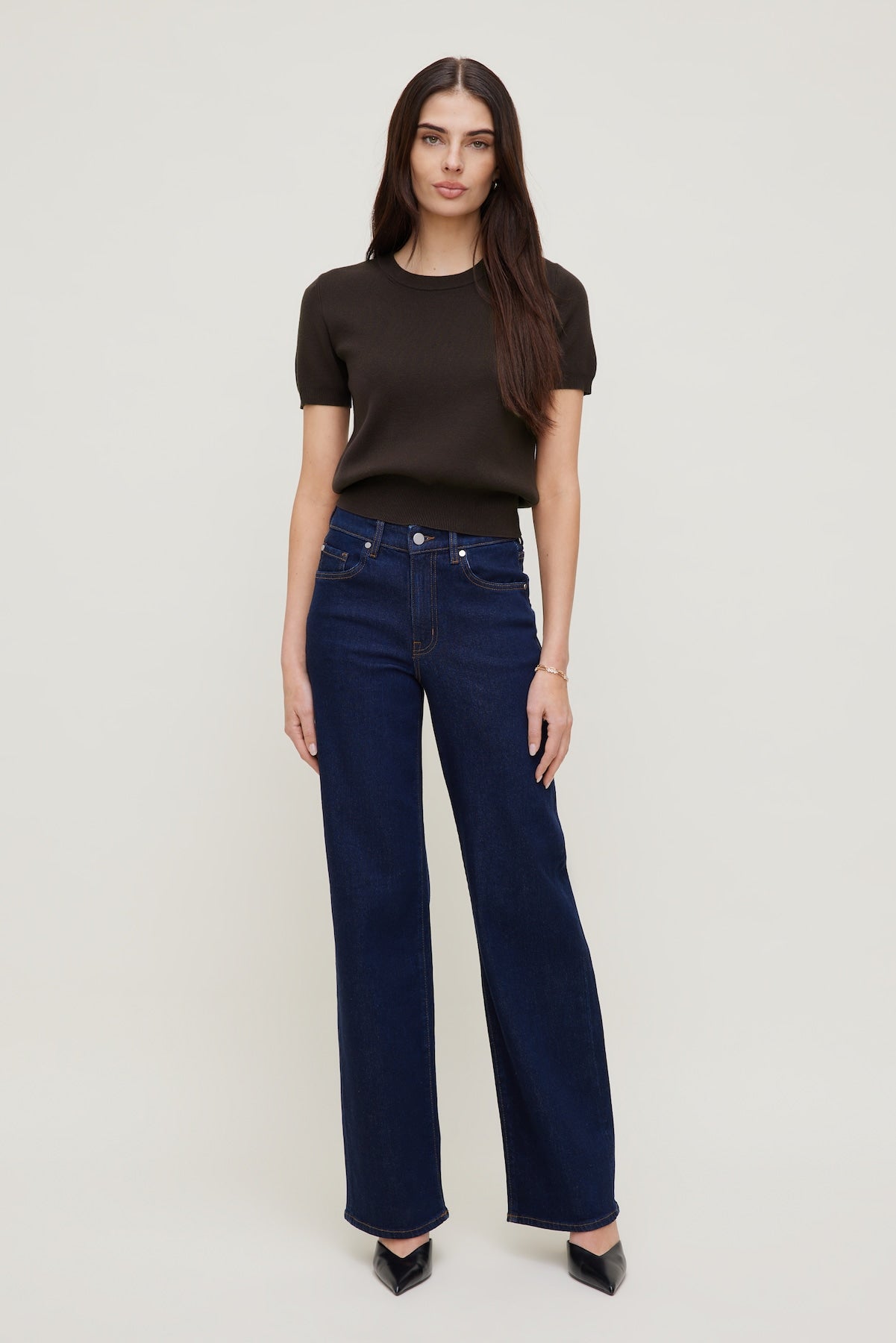 Dynamite Outlets | Clara Short Sleeve Sweater Brown