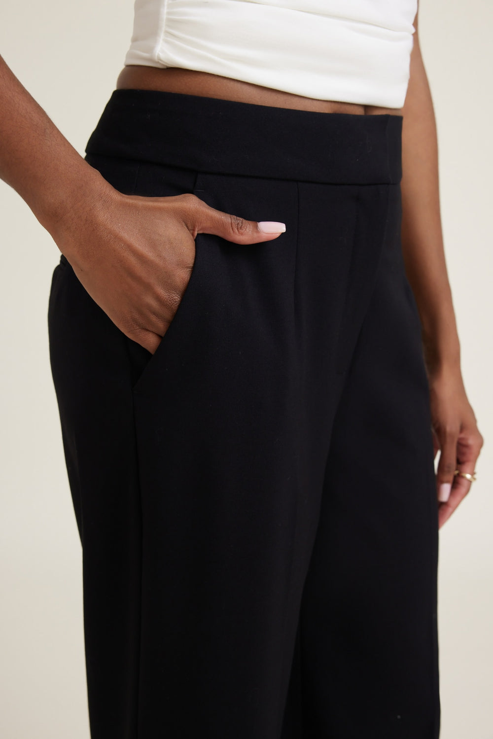 Dynamite Store | Yasmin Straight Leg Pants Black